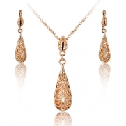 Fashion Plaza 18k Gold Plated Antique Style Tear Drop Filigree Floral Pendant Necklace and Earring Set Click-top Hook Jewelry Set S76