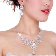 Women's Wedding Jewellery Sets Fashion Bride Earrings & Pendant Necklace