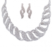 ACCESSORIESFOREVER Women Bridal Wedding Jewelry Crystal Rhinestone Glamorous Bib Design Necklace J491 SLV